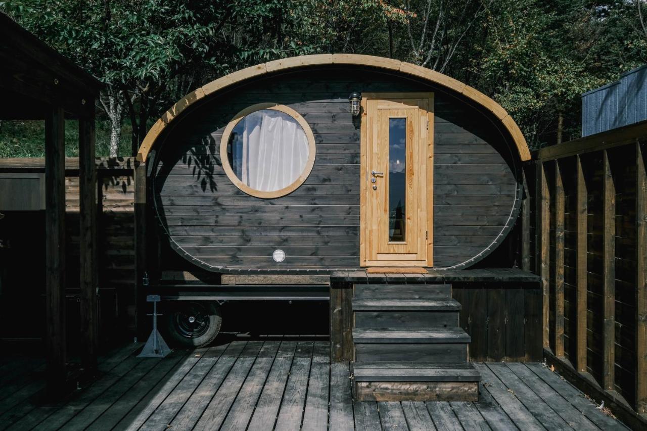 つながるキャンプリゾートqoonel+ Fujikawaguchiko Exterior photo